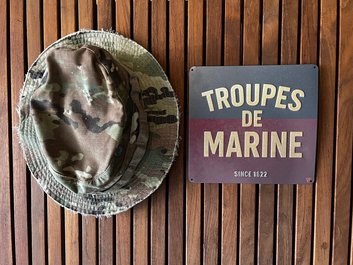 Plaque métal décorative – “Troupes de Marine – Since 1622”